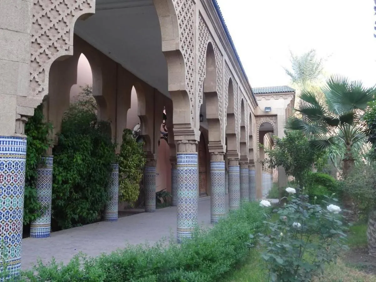Апартаменты “Yallah”Riyad Triplex For 6 Persons Max Марракеш