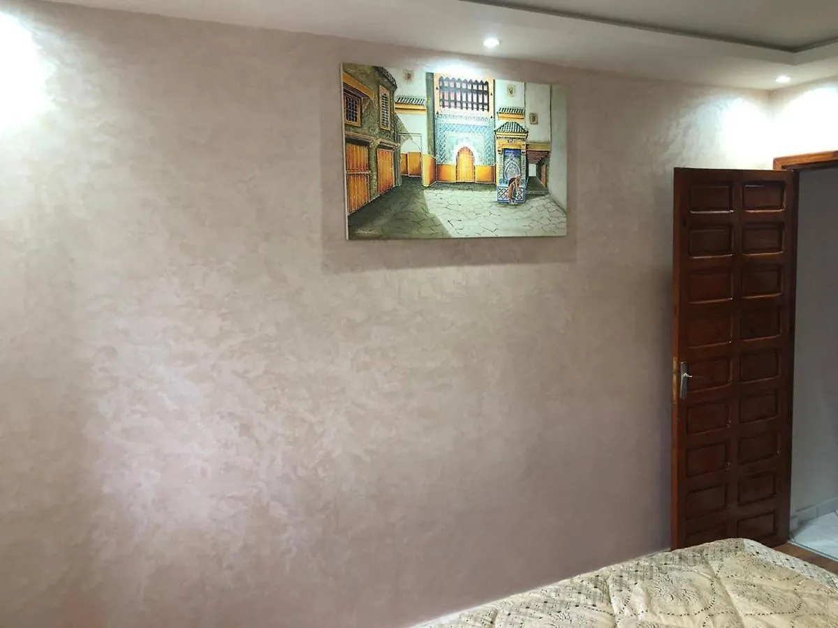 Апартаменты “Yallah”Riyad Triplex For 6 Persons Max Марракеш