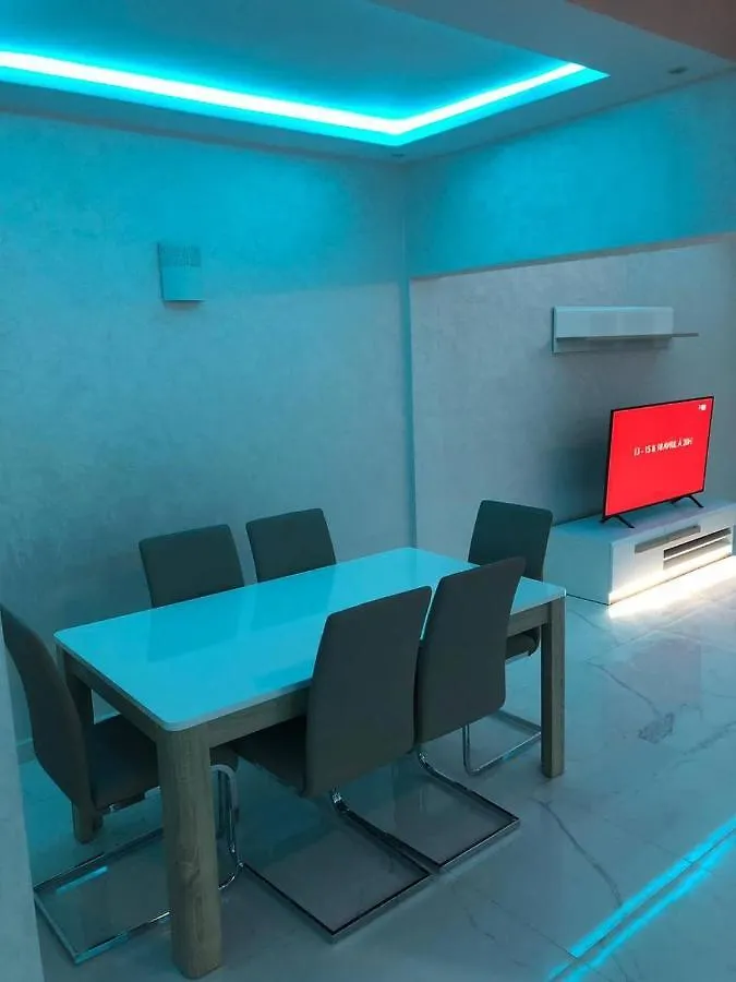 Апартаменты “Yallah”Riyad Triplex For 6 Persons Max Марракеш