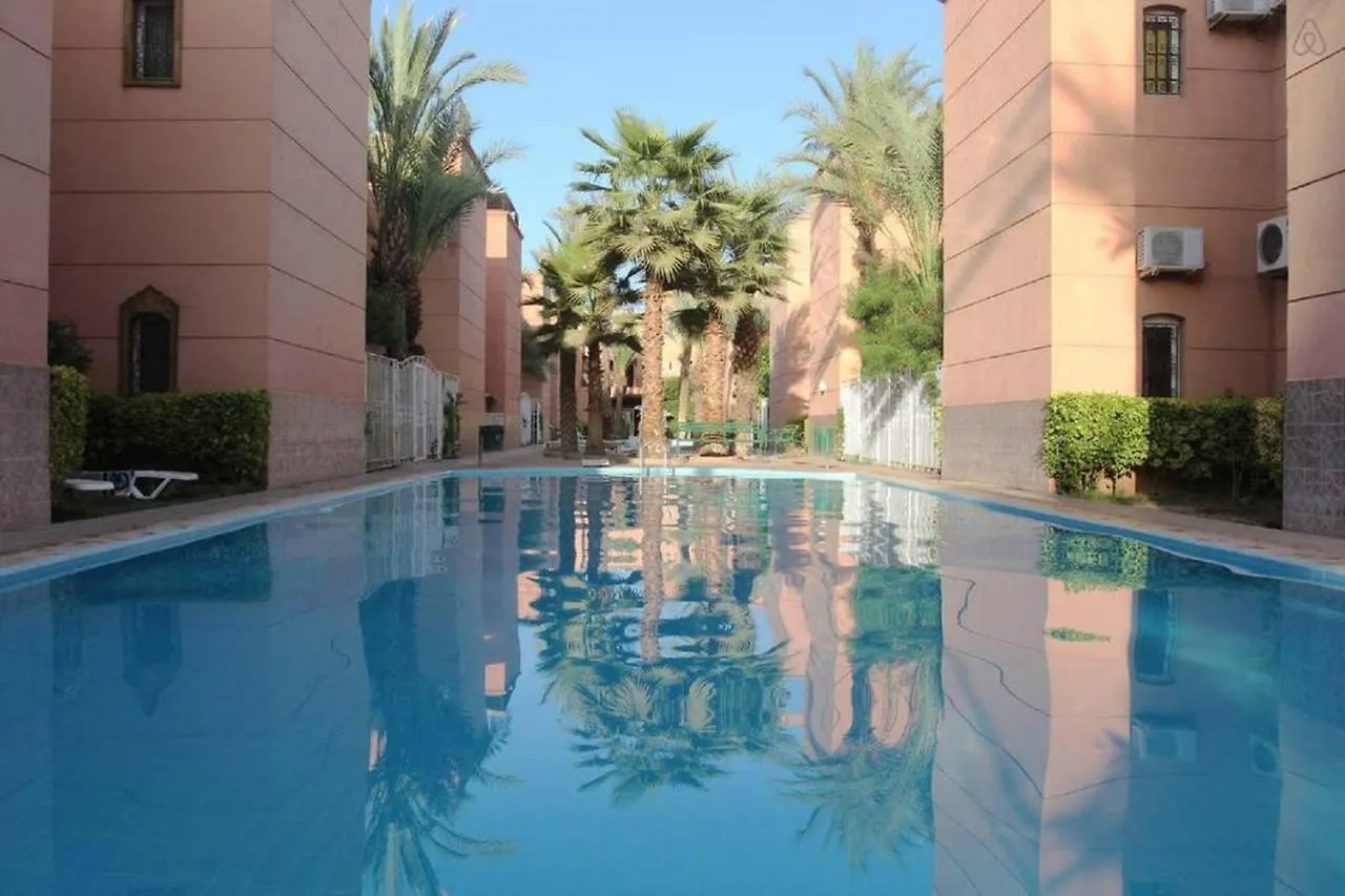 Апартаменты “Yallah”Riyad Triplex For 6 Persons Max Марракеш