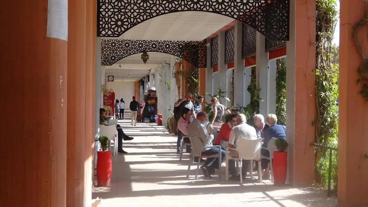 Апартаменты “Yallah”Riyad Triplex For 6 Persons Max Марракеш