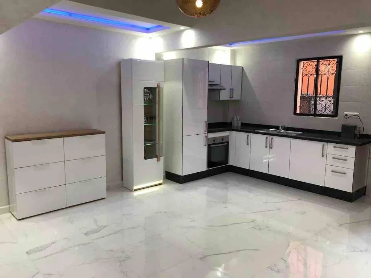 “Yallah”Riyad Triplex For 6 Persons Max Διαμέρισμα Μαρακές