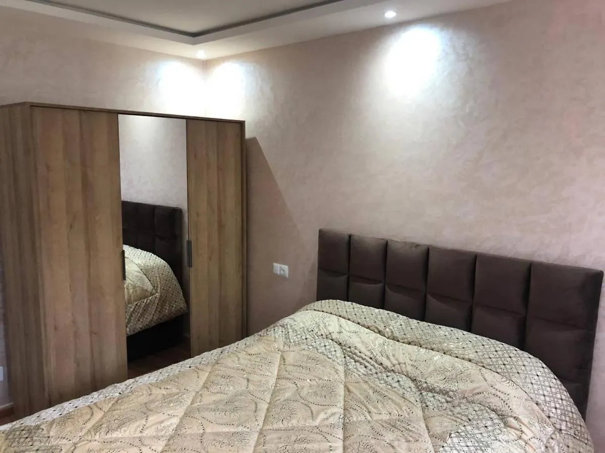 Apartmán “Yallah”Riyad Triplex For 6 Persons Max Marakéš